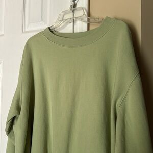 Light green cropped crewneck sweatshirt XXL